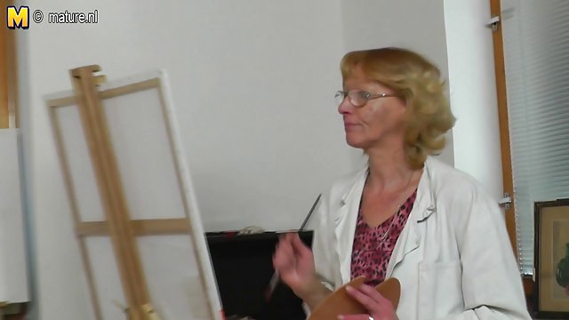 Tēvs drāž divām meitām dzimšanas intim rezekne dienā