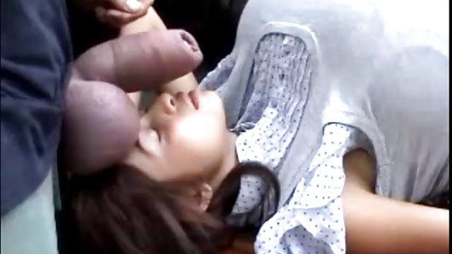 tecējis un izvaro meitenes video pati kniebties