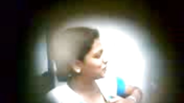 Vīrs padara youtube sekss fisting nobriedis sieva mājās (video no Krievijas)