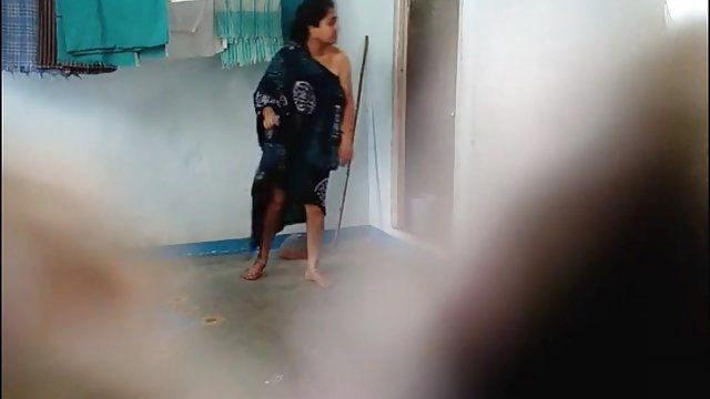 Brunete -DaRiNa-1997 masturbē uz sekss rīgā ar sieviešu smēri no