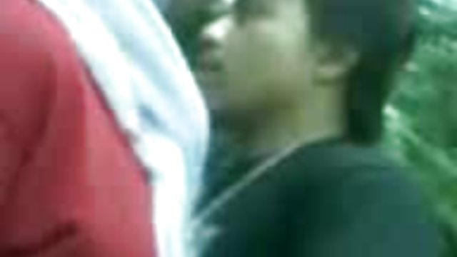 Iestudētas sievu vēzi dzimumloceklis un ieraksta video anālo seksu ar