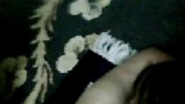 Michaela Isizzu atsedzas sex chat lv zoba, lai Playboy
