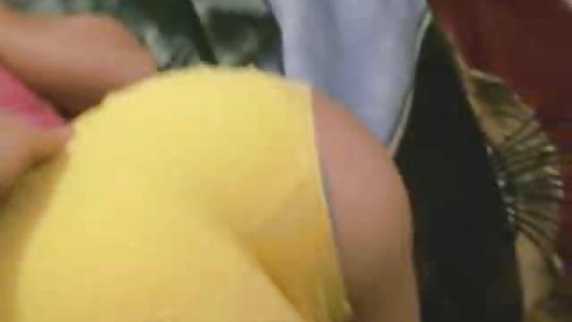 Drāž uz punktu divu un noņem no pornografiskas filmas pirmās personas